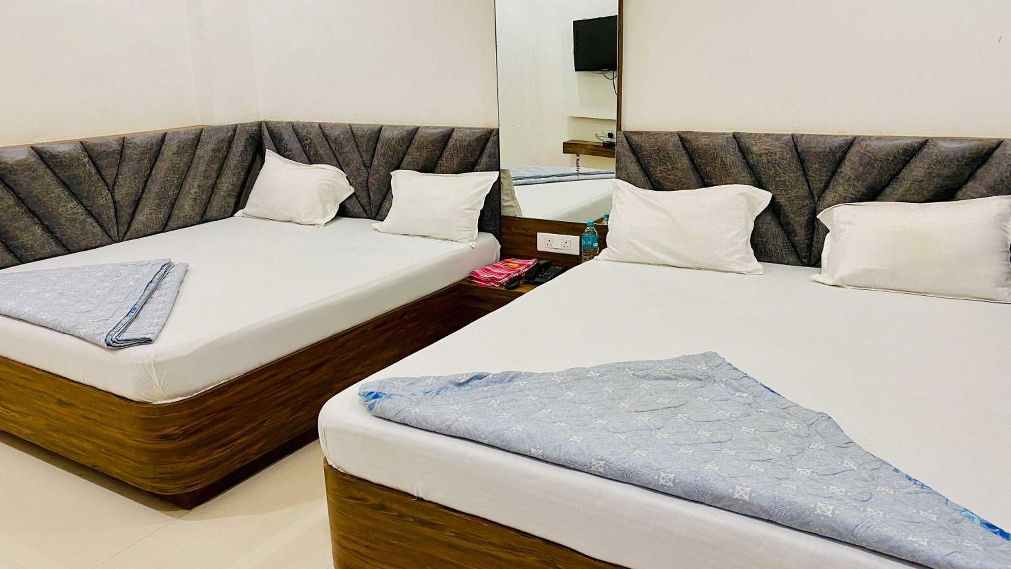 Hotel Gayatri Palace Godarpura Εξωτερικό φωτογραφία