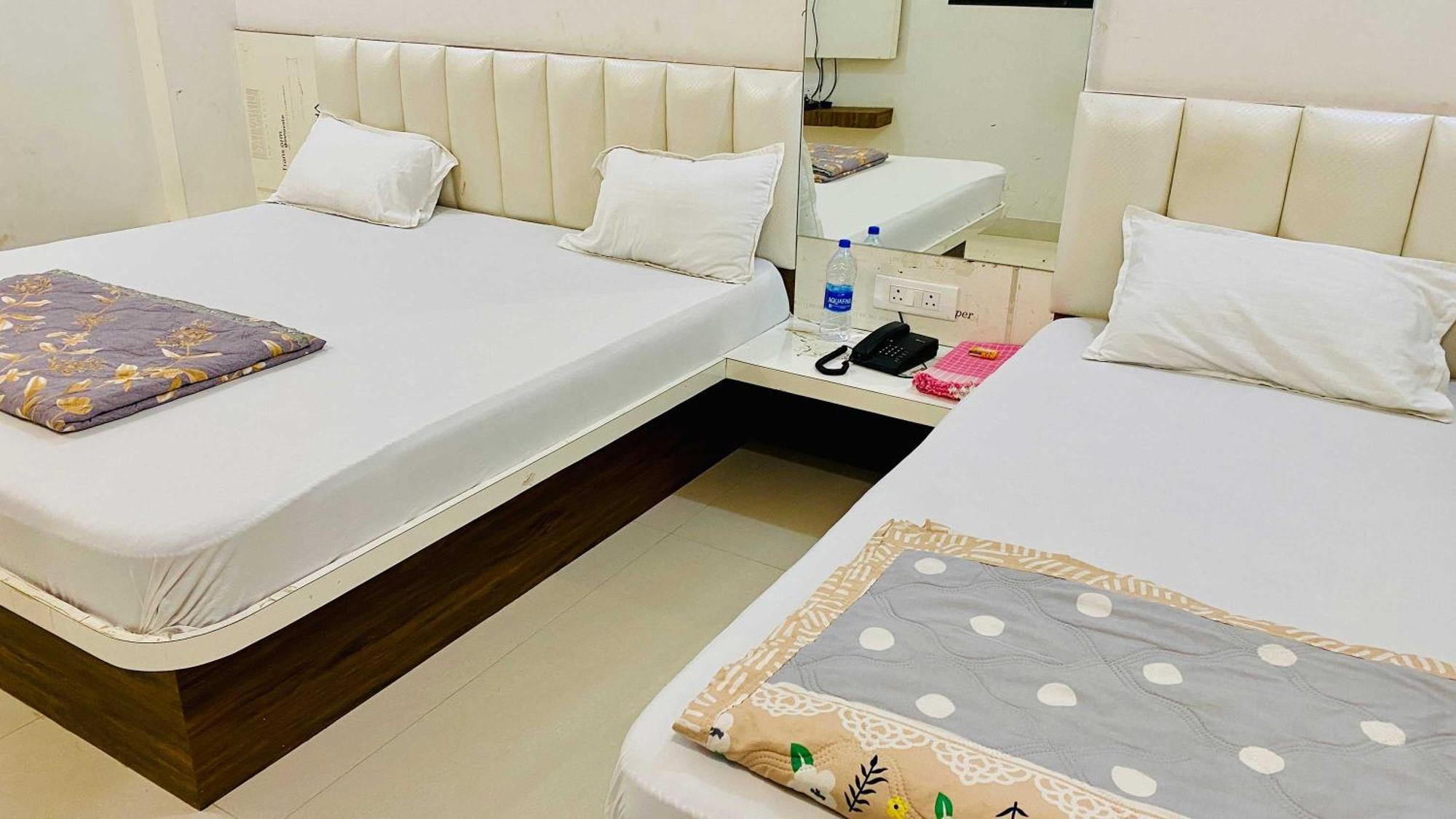 Hotel Gayatri Palace Godarpura Εξωτερικό φωτογραφία