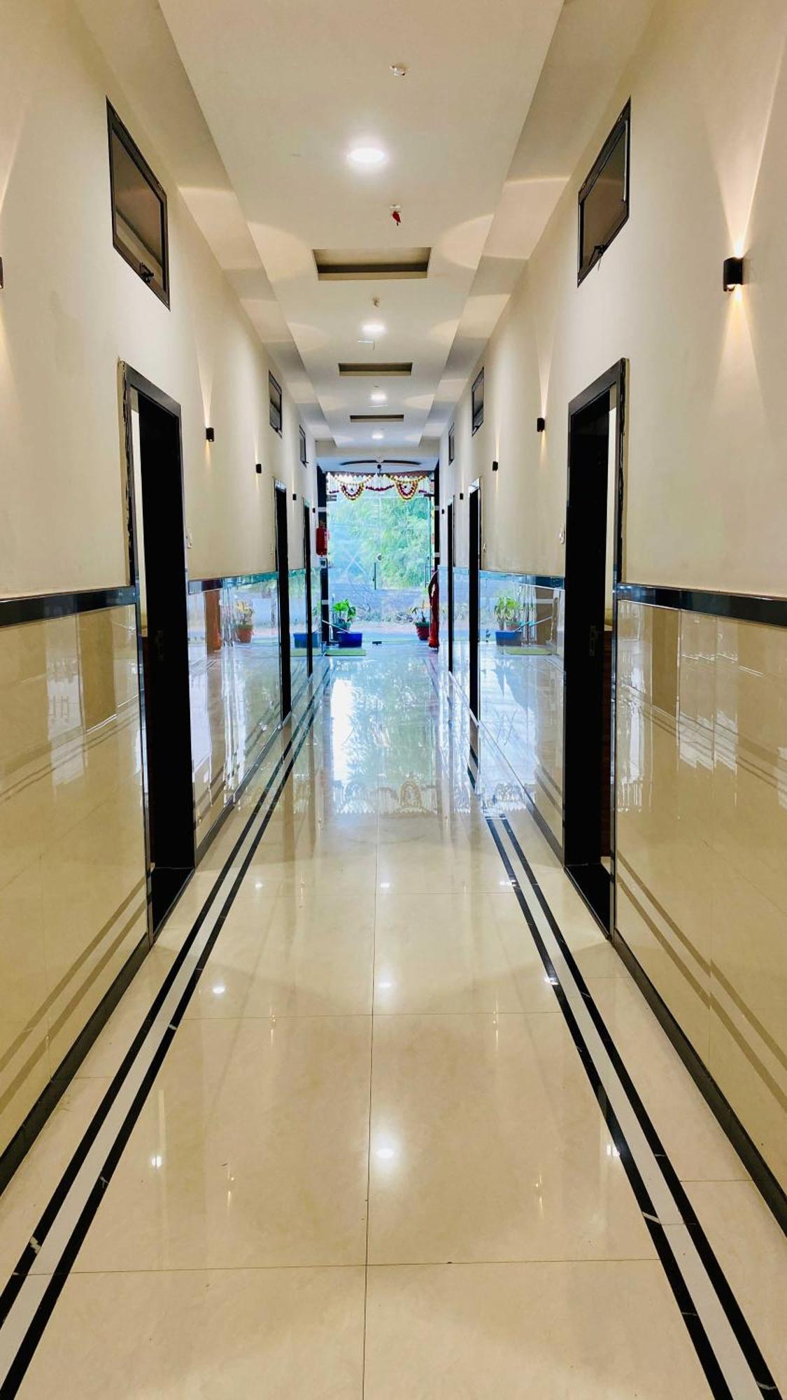 Hotel Gayatri Palace Godarpura Εξωτερικό φωτογραφία