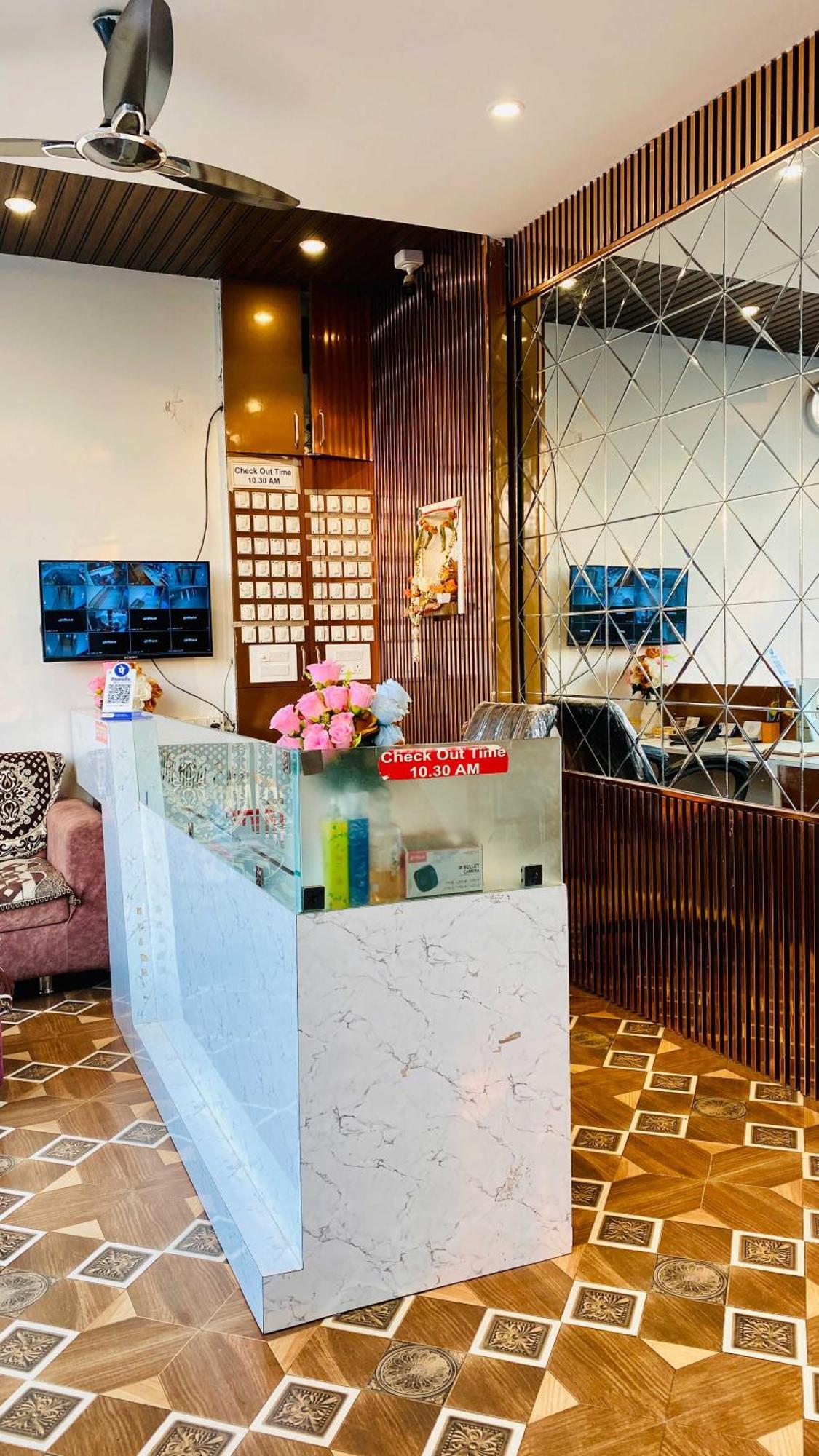 Hotel Gayatri Palace Godarpura Εξωτερικό φωτογραφία